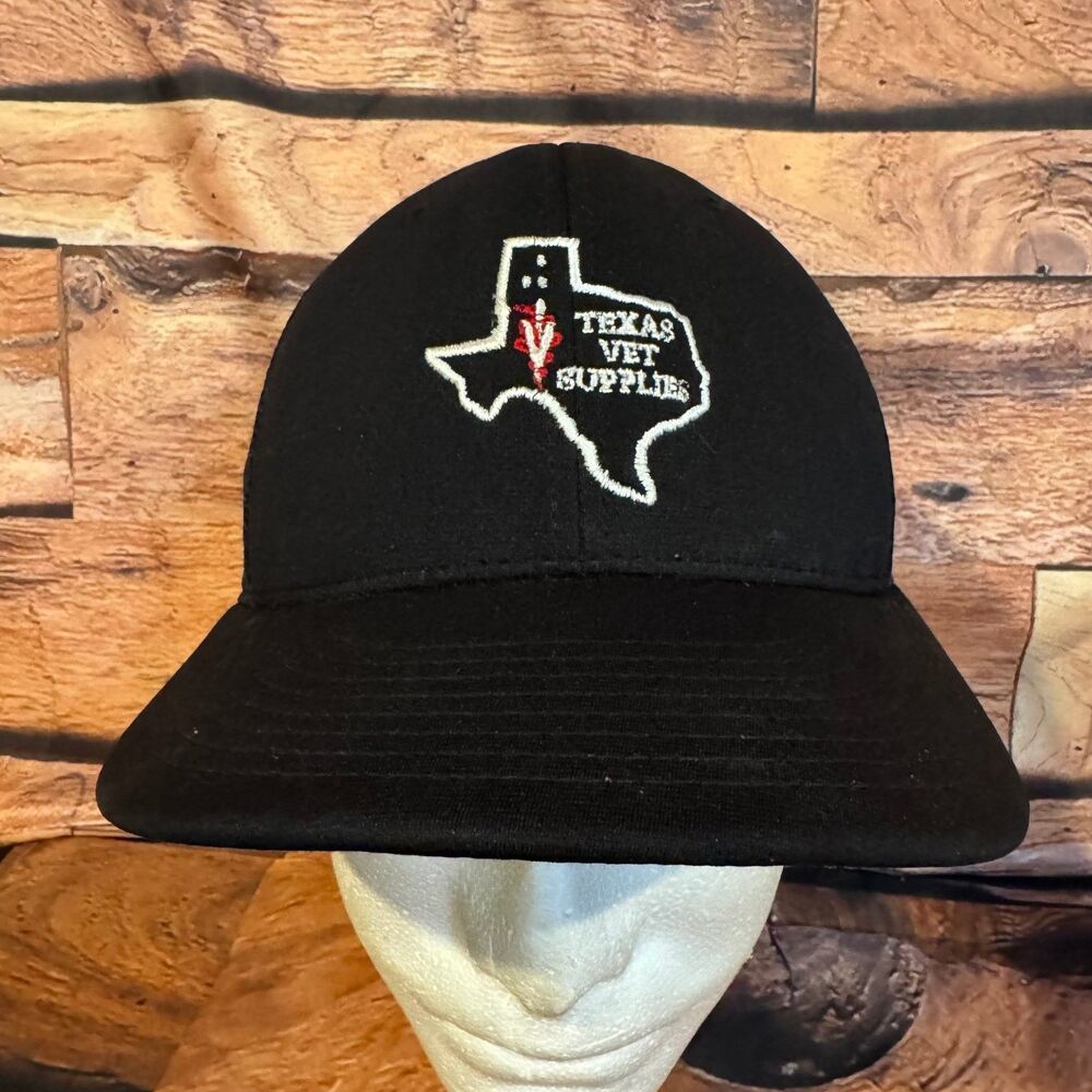 Richardson PTS 20M Hat Men's SM-MD Black Texas Vet Supplies Trucker Flexfit